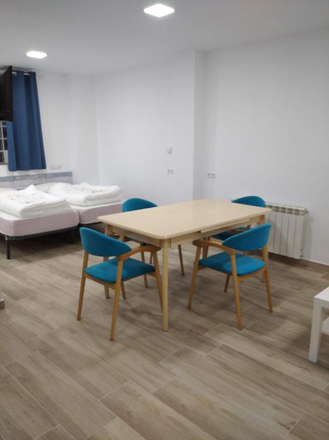 Estudio Cinco Personas Riglos Exteriér fotografie
